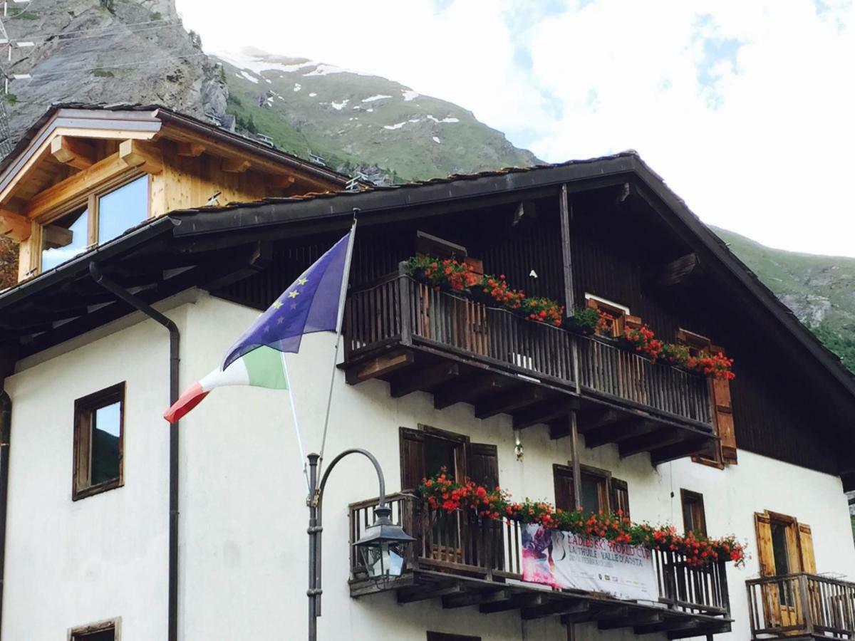 Bed and Breakfast Lthorses & Dreams La Thuile Zewnętrze zdjęcie